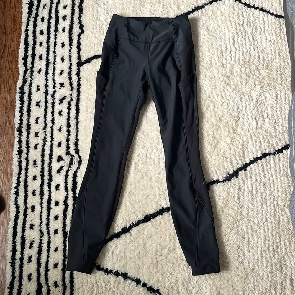 Lululemon NWOT winter running leggings 7/8 length with pockets